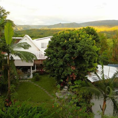 Le Medinilla Panzió Bras-Panon Kültér fotó